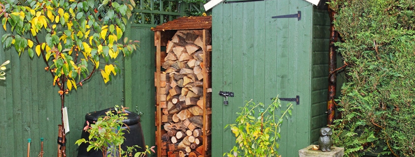 Tips om hout buiten het huis vochtvrij te bewaren