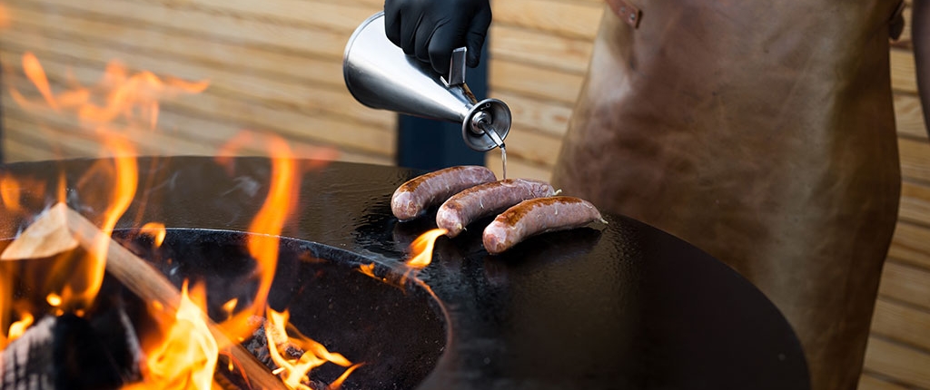 Barbecueën, outdoor-cooking met openhaardhout